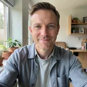 Portret van Willem Jansen, gecertificeerd valbeveiliging expert voor daken